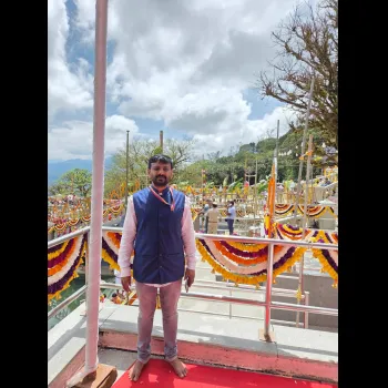 ಎನ್. ಜಿ. ಚಂದ್ರಶೇಖರ್ (ಕಾರ್ಯನಿರ್ವಾಹಕ ಅಧಿಕಾರಿ) ಶ್ರೀ ಭಗಂಡೇಶ್ವರ ದೇವಾಲಯ