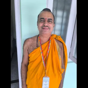 ಎಸ್. ರವಿಕುಮಾರ್ (ಪ್ರಧಾನ ಅರ್ಚಕರು) ಶ್ರೀ ಭಗಂಡೇಶ್ವರ ದೇವಾಲಯ