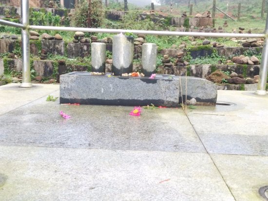 Shatarudrabhisheka Sthala Kanike